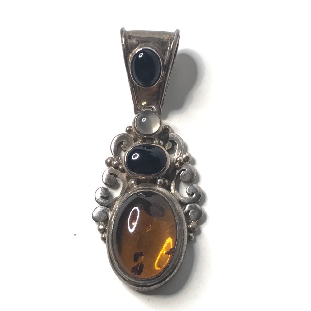 Pendant 925 Sterling Silver Amber Semi Precious